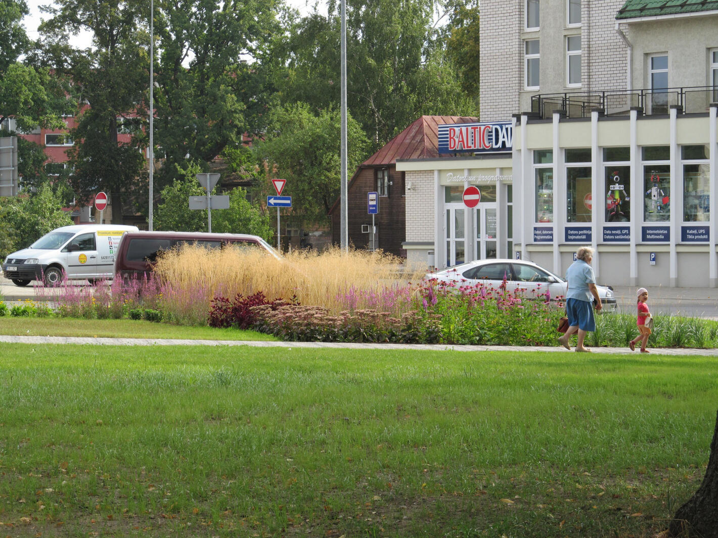 Valmieras autoostas skvēriņš