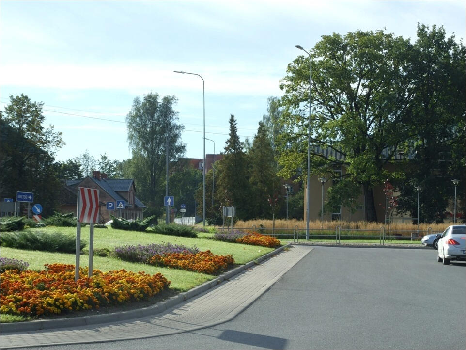 Valmieras autoostas apkārtnes apstādījumi Valmieras autoostas apkārtnes apstādījumi